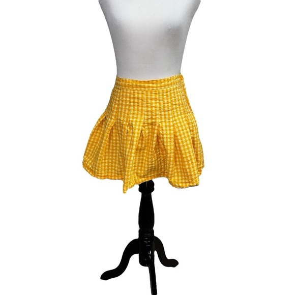 Urban Outfitters Women's M Medium Katie Plaid Mini Skirt Pleated Seersucker - Picture 2 of 6
